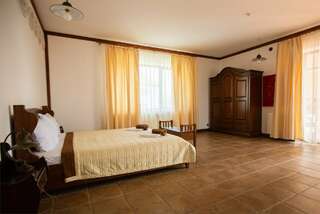 Гостиница Барселона Судак Семейный Двухкомнатный Номер-2