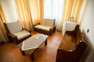 Гостиница Барселона Судак Семейный Однокомнатный Номер-3