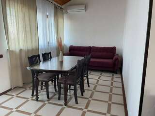 Гостиница Барселона Судак Двухкомнатный Комфорт номер-5