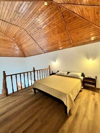 Гостиница Барселона Судак Двухуровневый номер-10