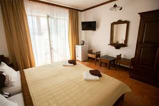 Гостиница Барселона Судак Стандартный Двухместный номер-6